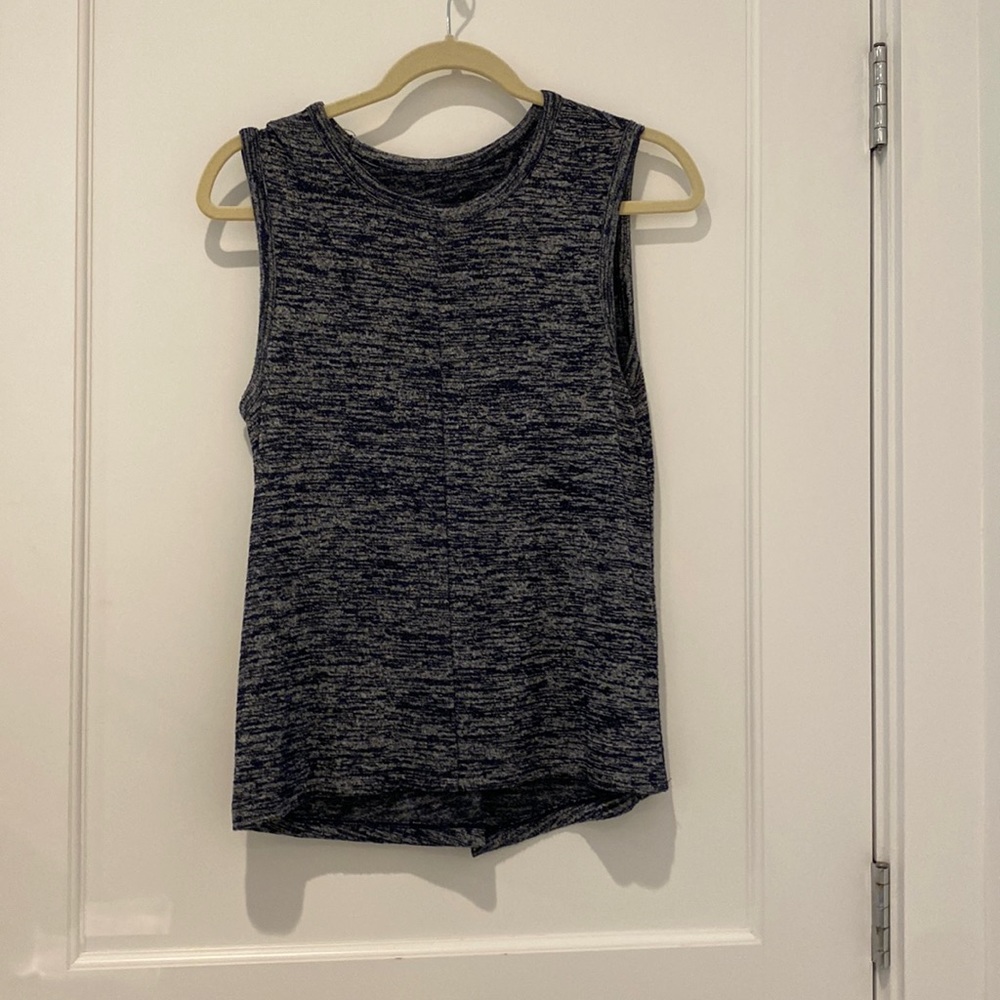 Rag & Bone split back tank top size XS
